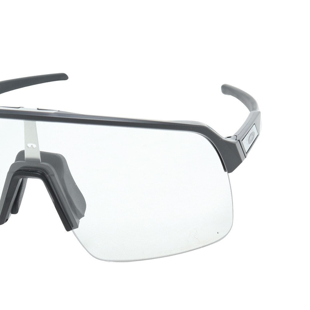 オークリー（OAKLEY）（メンズ、レディース）サングラス SUTRO LITE アジアンフィット Matte Carbon/Clear To Black Iridium Photocromic 9463-1839 UV