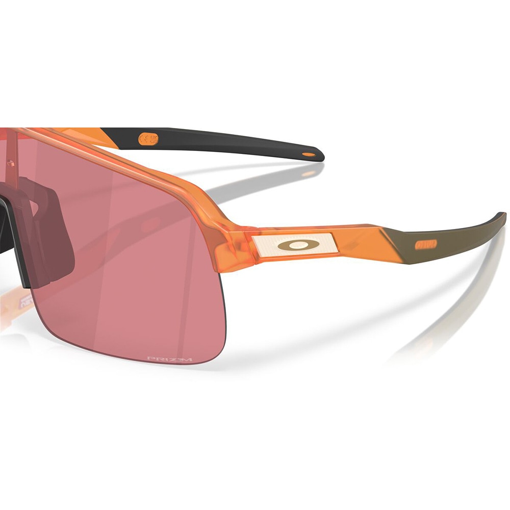 オークリー（OAKLEY）（メンズ、レディース）サングラス SUTRO LITE S 94961034