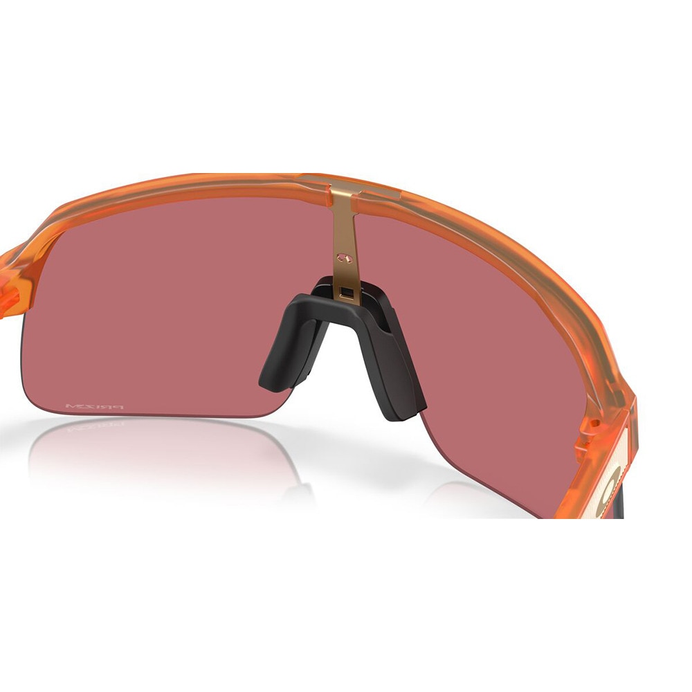 オークリー（OAKLEY）（メンズ、レディース）サングラス SUTRO LITE S 94961034