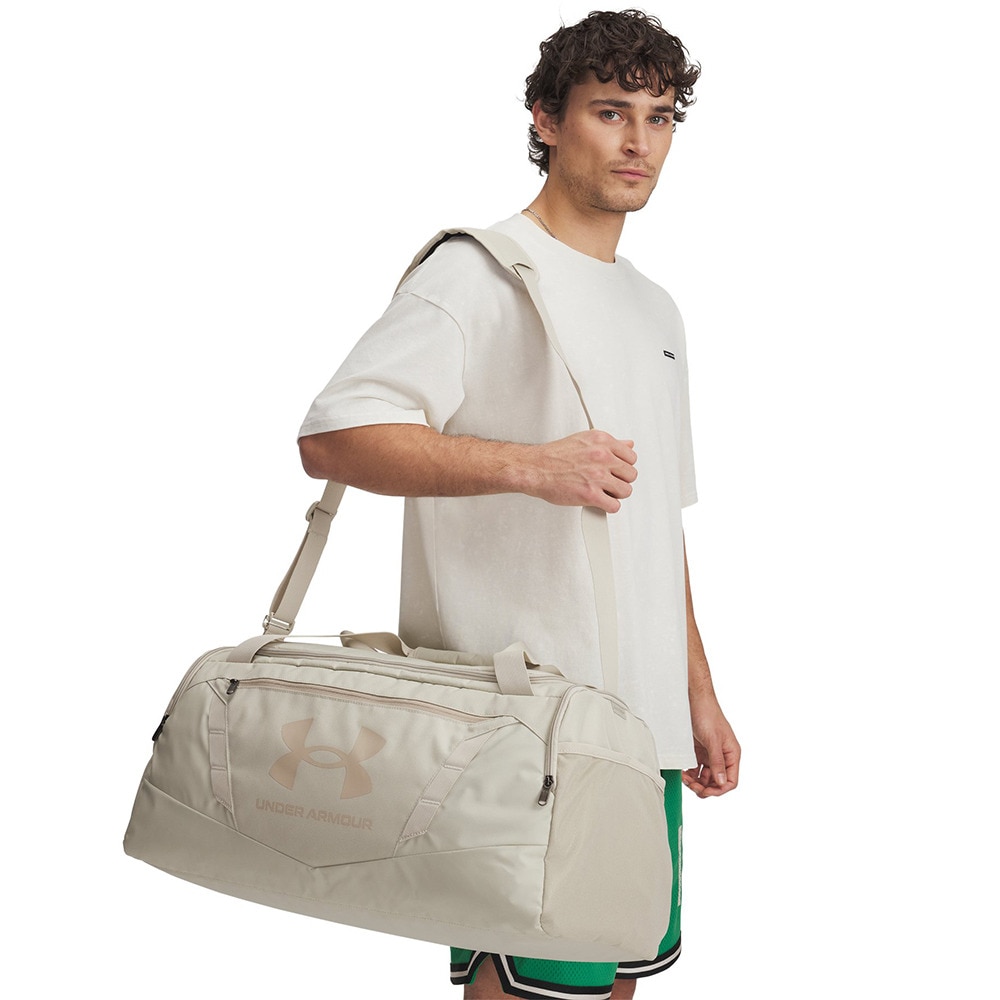 アンダーアーマー（UNDER ARMOUR）（メンズ、レディース）ダッフルバッグ アンディナイアブル5.0 Mサイズ カーキ 61.6L 1369223 290 ボストンバッグ 旅行 撥水