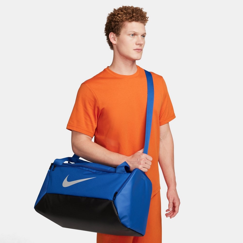 ナイキ（NIKE）（メンズ、レディース）ボストンバッグ ブラジリア ダッフルバッグ 9.5 S 41L DM3976-481
