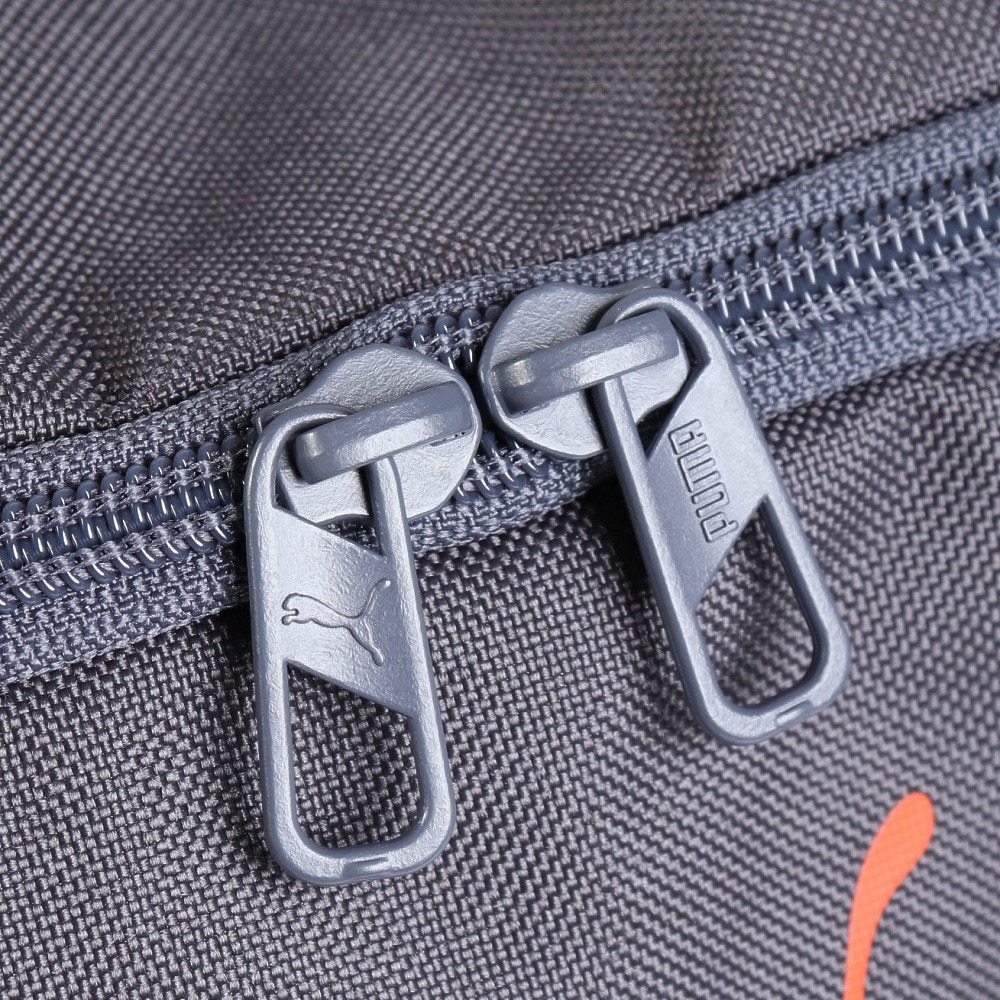 プーマ（PUMA）（メンズ、レディース）ボストンバッグ ファンダメンタル スポーツバッグ M グレー 9033304 ジムバッグ 旅行バッグ スポーツ 旅行 大容量