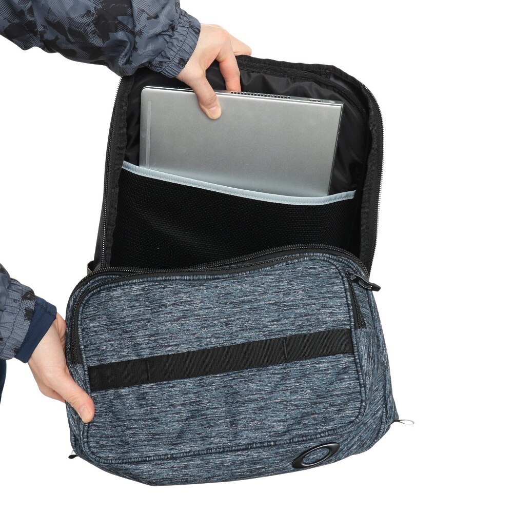 オークリー（OAKLEY）（メンズ、レディース、キッズ）ESSENTIAL BACKPACK XL 7.0 FOS901411-29A 40L リュック 撥水