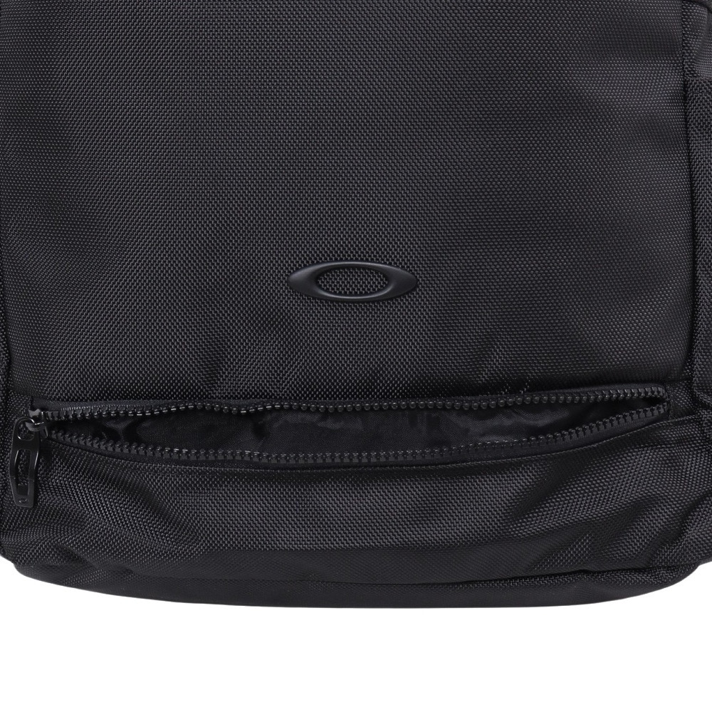 オークリー（OAKLEY）（メンズ、レディース）EH LT BOXPACK L 8.0 ディパック FOS901842-081 30L 撥水 黒