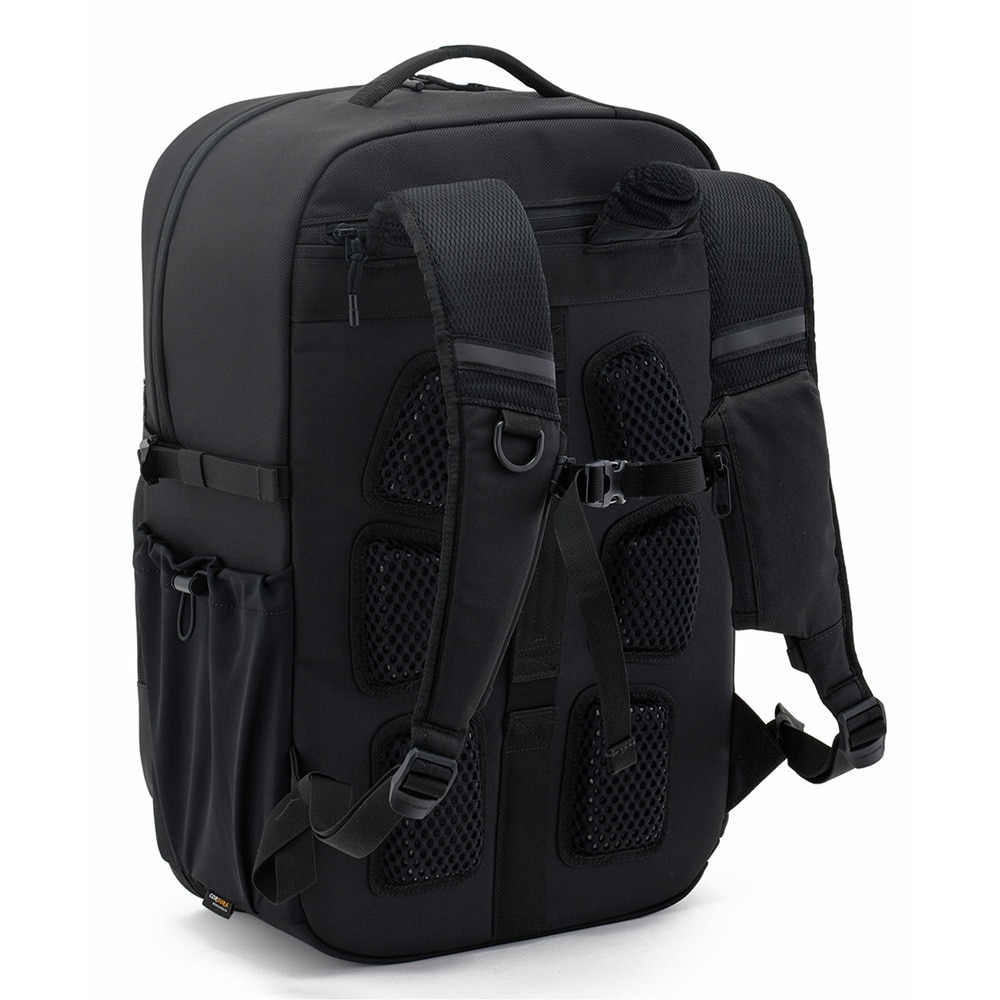 アンダーアーマー（UNDER ARMOUR）（メンズ、レディース）リュックトライアンフ ジム バックパック 黒 35L 6007430 001 リュックサック ジム 耐水性