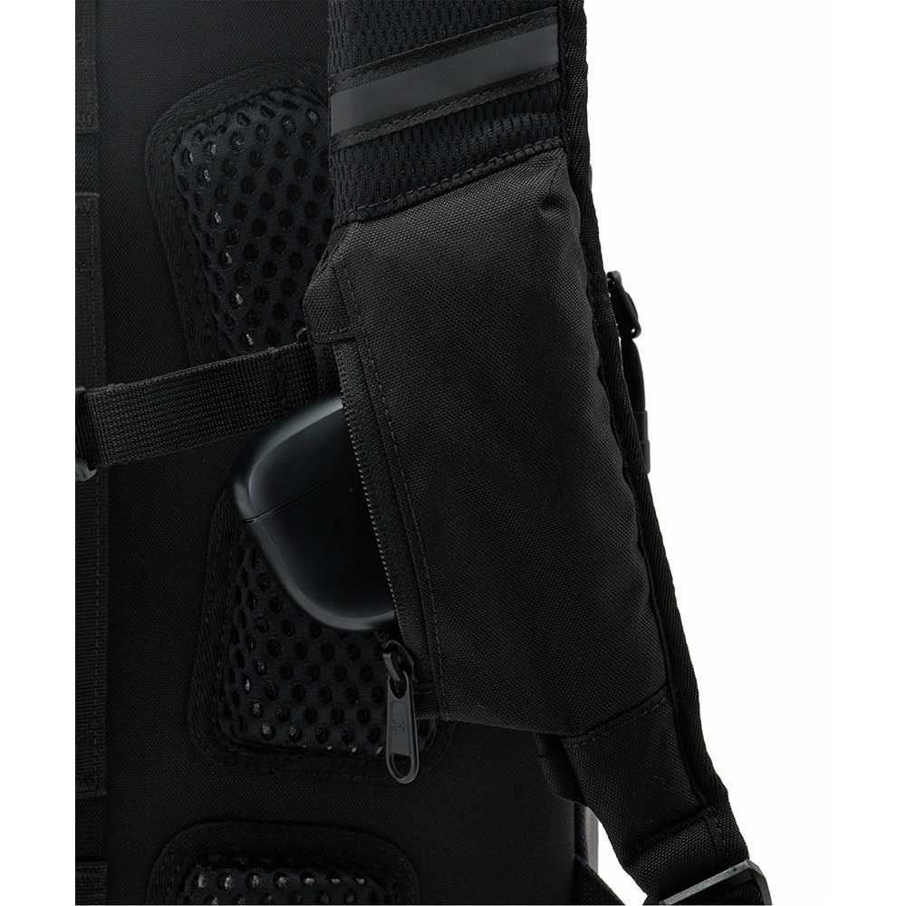 アンダーアーマー（UNDER ARMOUR）（メンズ、レディース）リュックトライアンフ ジム バックパック 黒 35L 6007430 001 リュックサック ジム 耐水性