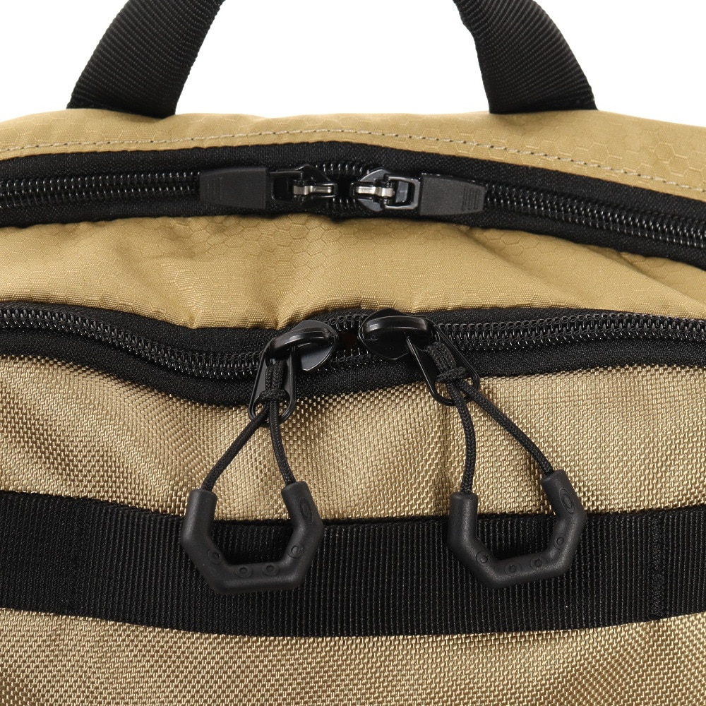 オークリー（OAKLEY）（メンズ）リュック ESSEN BACKPACK L FOS900982-5GL 通気性