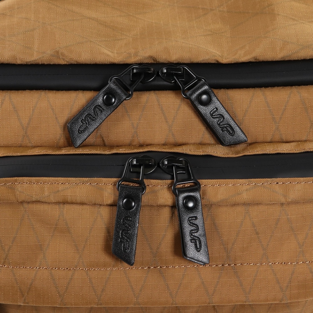 ザ・ワープ・バイ・エネーレ（The Warp By Ennerre）（メンズ）SQUARE BACKPACK 30 WB3MGA51 BRN リュック 防水 撥水