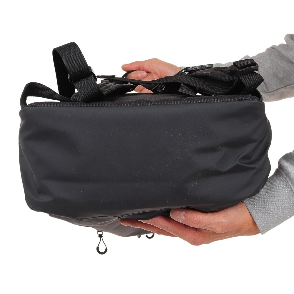 デサント（DESCENTE）（メンズ、レディース、キッズ）防水 リュック 28L DX-C1907XB BKYL