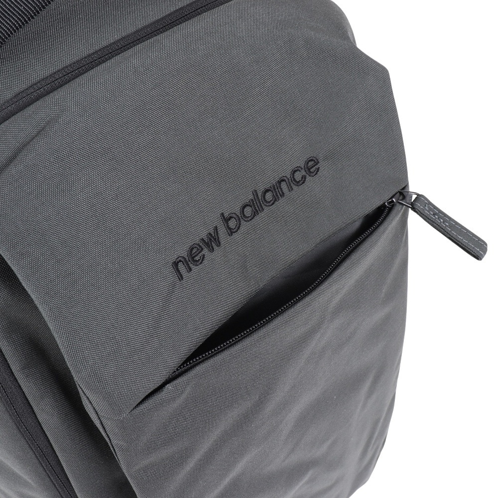 ニューバランス（new balance）（メンズ、レディース、キッズ）スクエアバックパック22L LAB45601ACK リュック 撥水