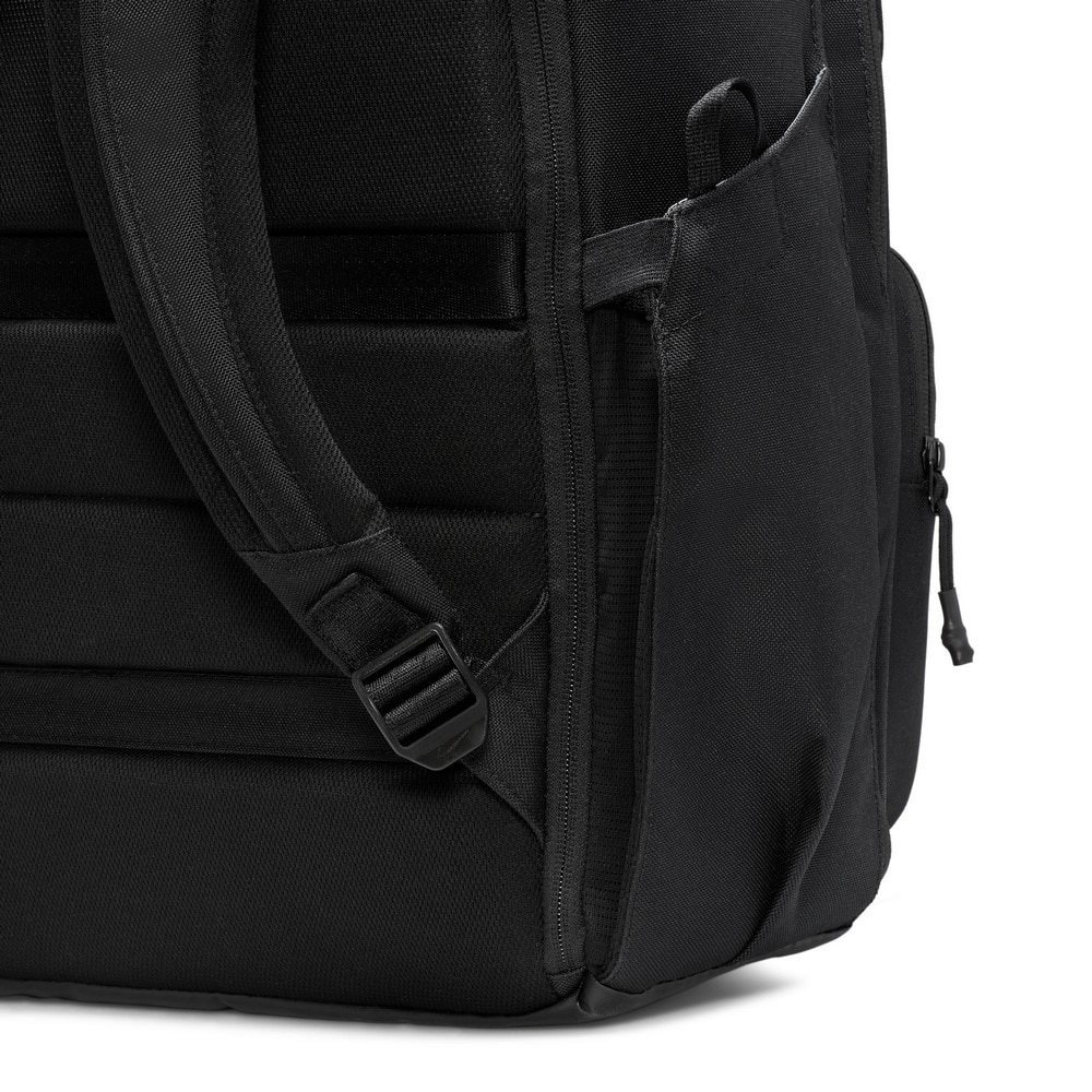 ナイキ（NIKE）（メンズ、レディース）ユーティリティ パワー バックパック 33L FN4120-010