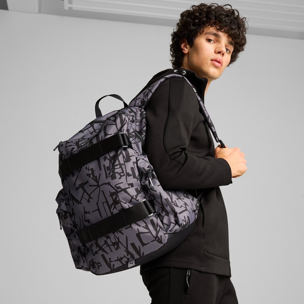 プーマ（PUMA）（メンズ、レディース）DECK バックパック 09070604 リュック 23L ダークグレー PC収納