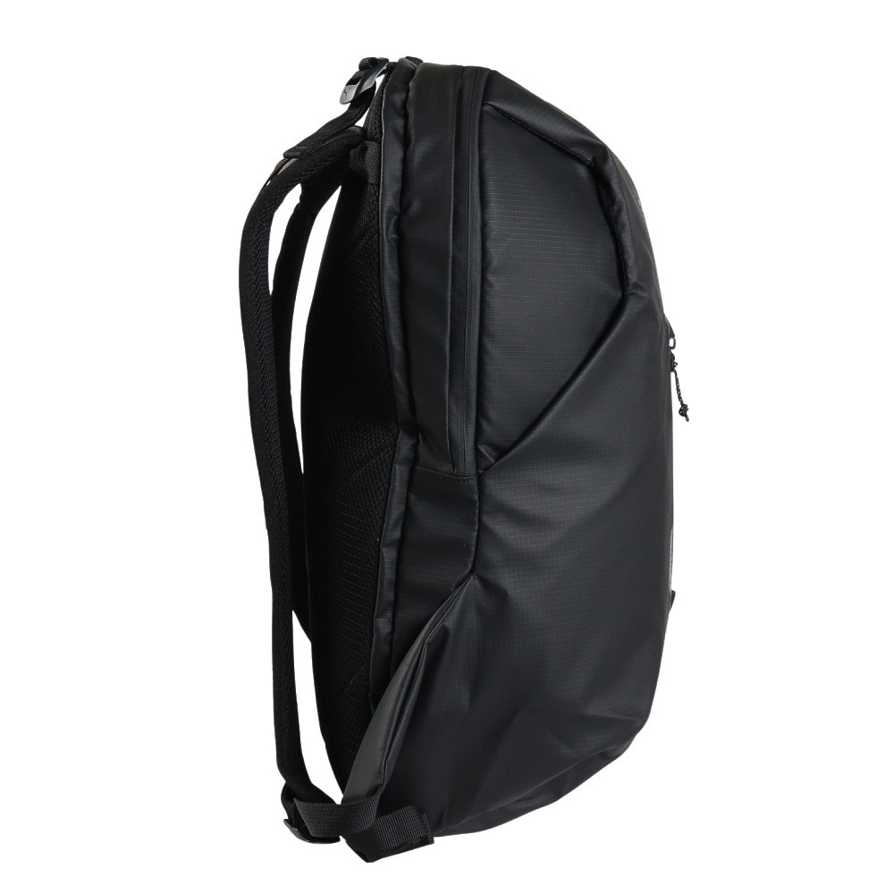 プーマ（PUMA）（メンズ、レディース）リュック TECH ラージバックパック 黒 26L 09113201 デイバッグ バックパック リュックサック PC収納