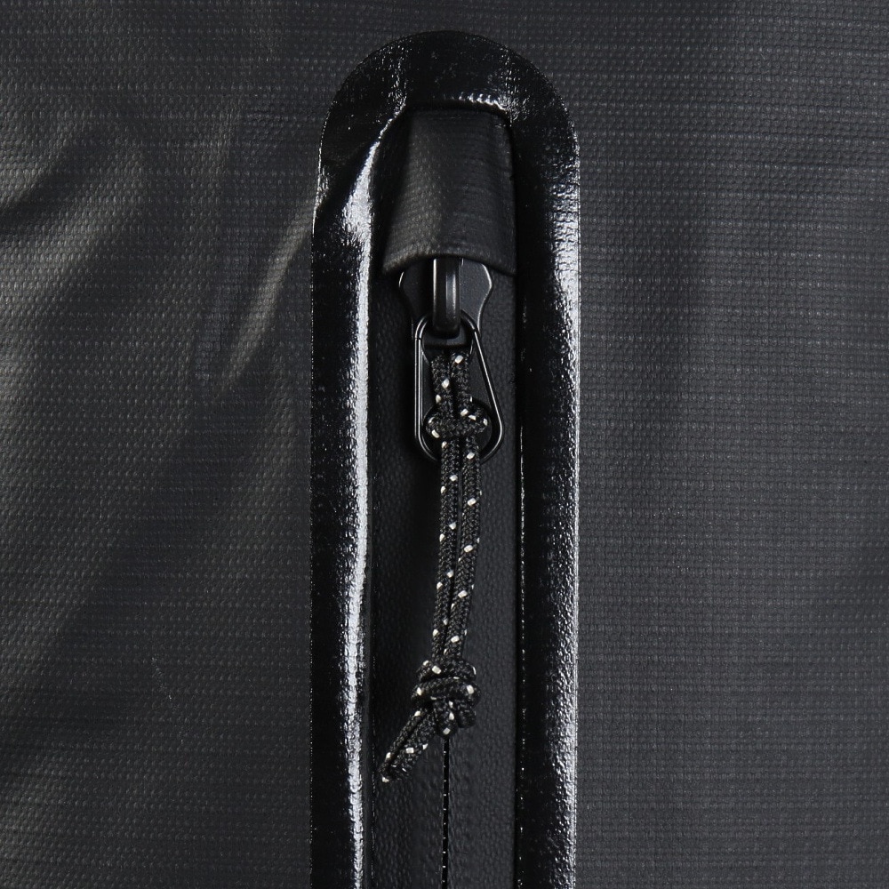 プーマ（PUMA）（メンズ、レディース）リュック TECH ラージバックパック 黒 26L 09113201 デイバッグ バックパック リュックサック PC収納