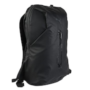 (メンズ、レディース)リュック TECH ラージバックパック 黒 26L 09113201 デイバッグ バックパック リュックサック PC収納