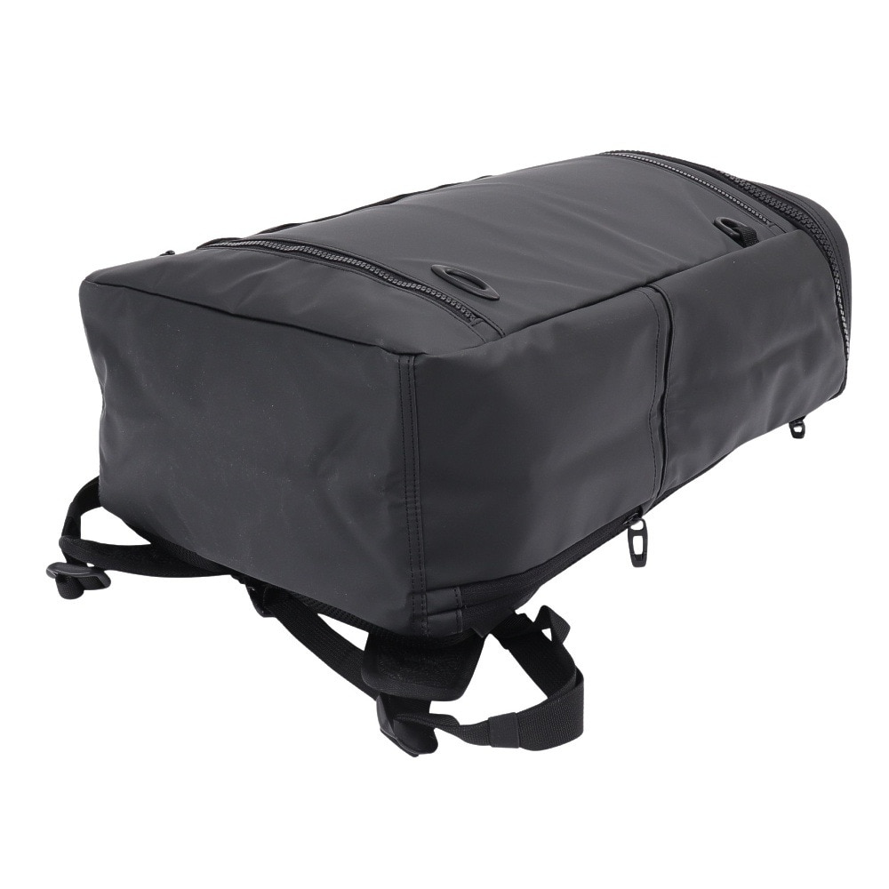 オークリー（OAKLEY）（メンズ、レディース） バックパック Enhance 黒 32L FOS901981-08 L 9.0 大容量 バック自立 PC収納 ボトルポケット レフレクター