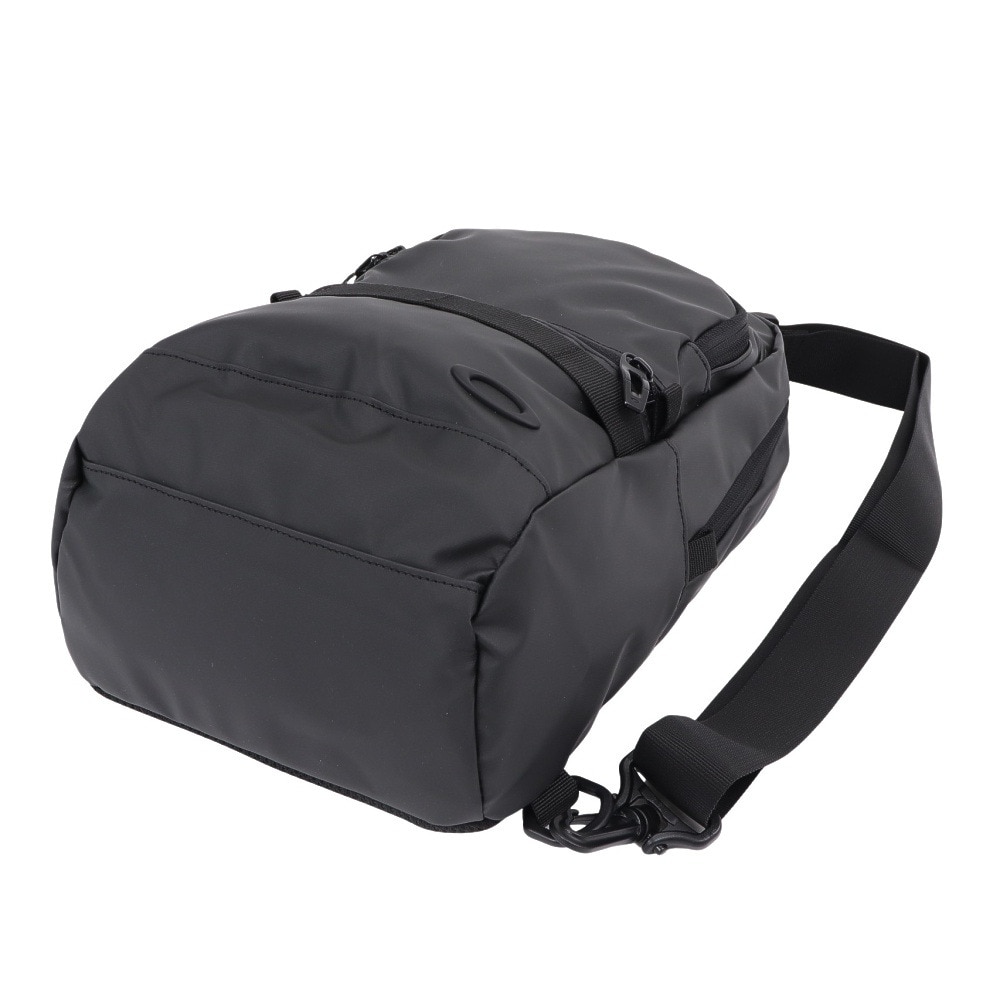 オークリー（OAKLEY）（メンズ、レディース、キッズ）バックパック Enhance Sling 9.0 黒 10L FOS901983-081 モバイルポケット リフレクター 
