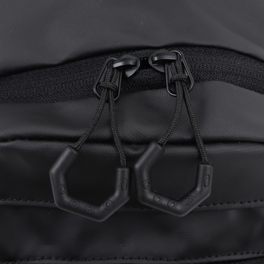 オークリー（OAKLEY）（メンズ、レディース、キッズ）バックパック Enhance Sling 9.0 黒 10L FOS901983-081 モバイルポケット リフレクター 