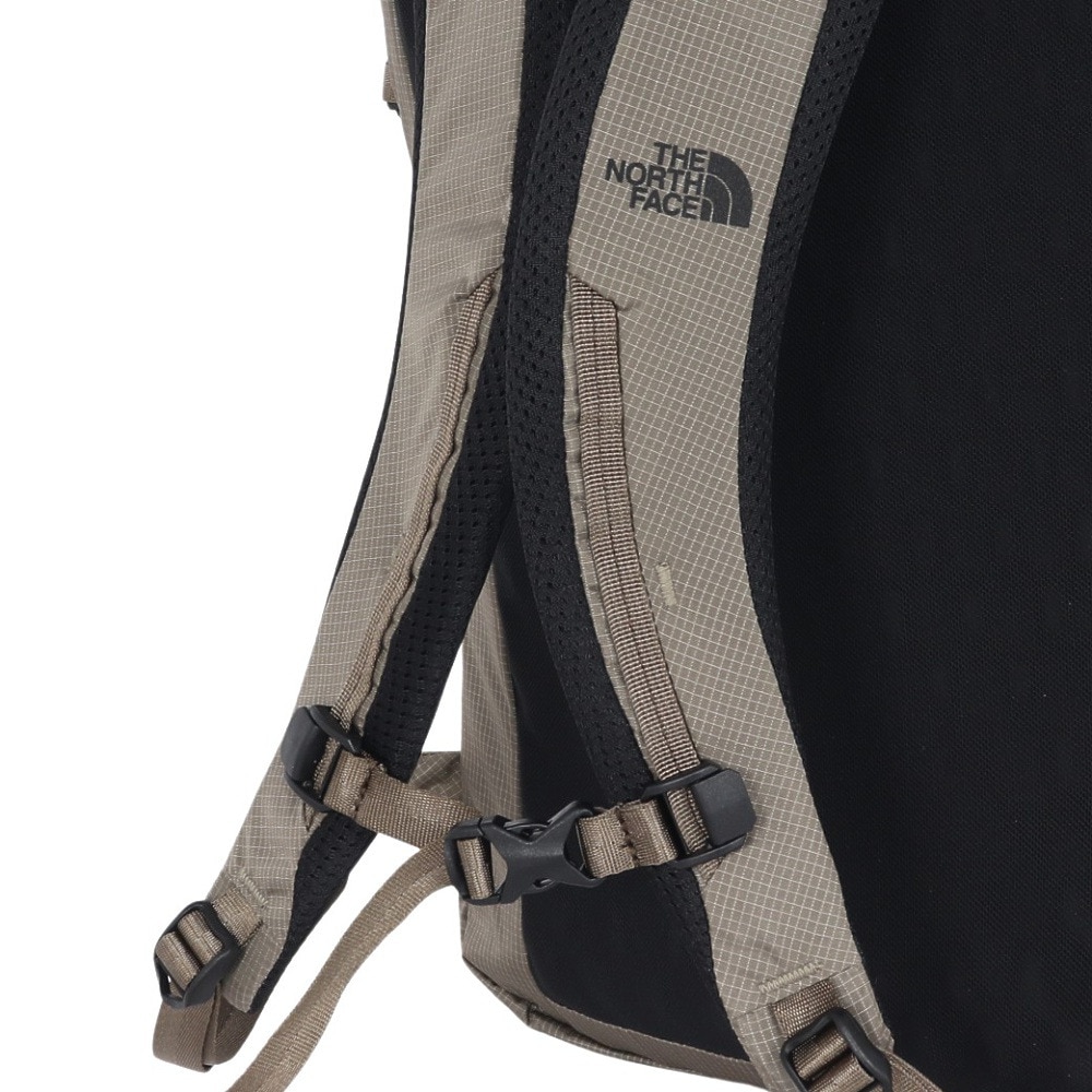 ザ・ノース・フェイス（THE NORTH FACE）（メンズ、レディース）リュック ヘイジーデイパック NM82455 FR バックパック 22L ブラウン