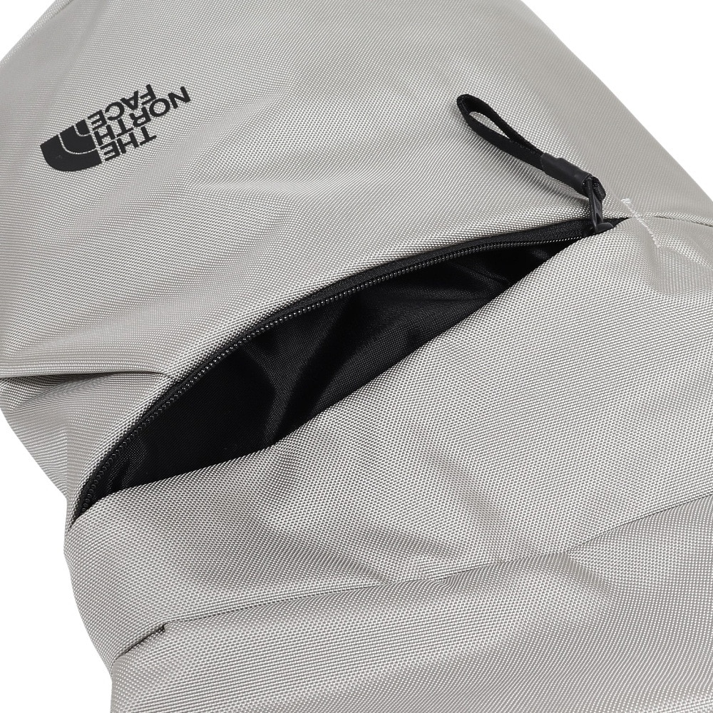 ザ・ノース・フェイス（THE NORTH FACE）（メンズ、レディース）バック