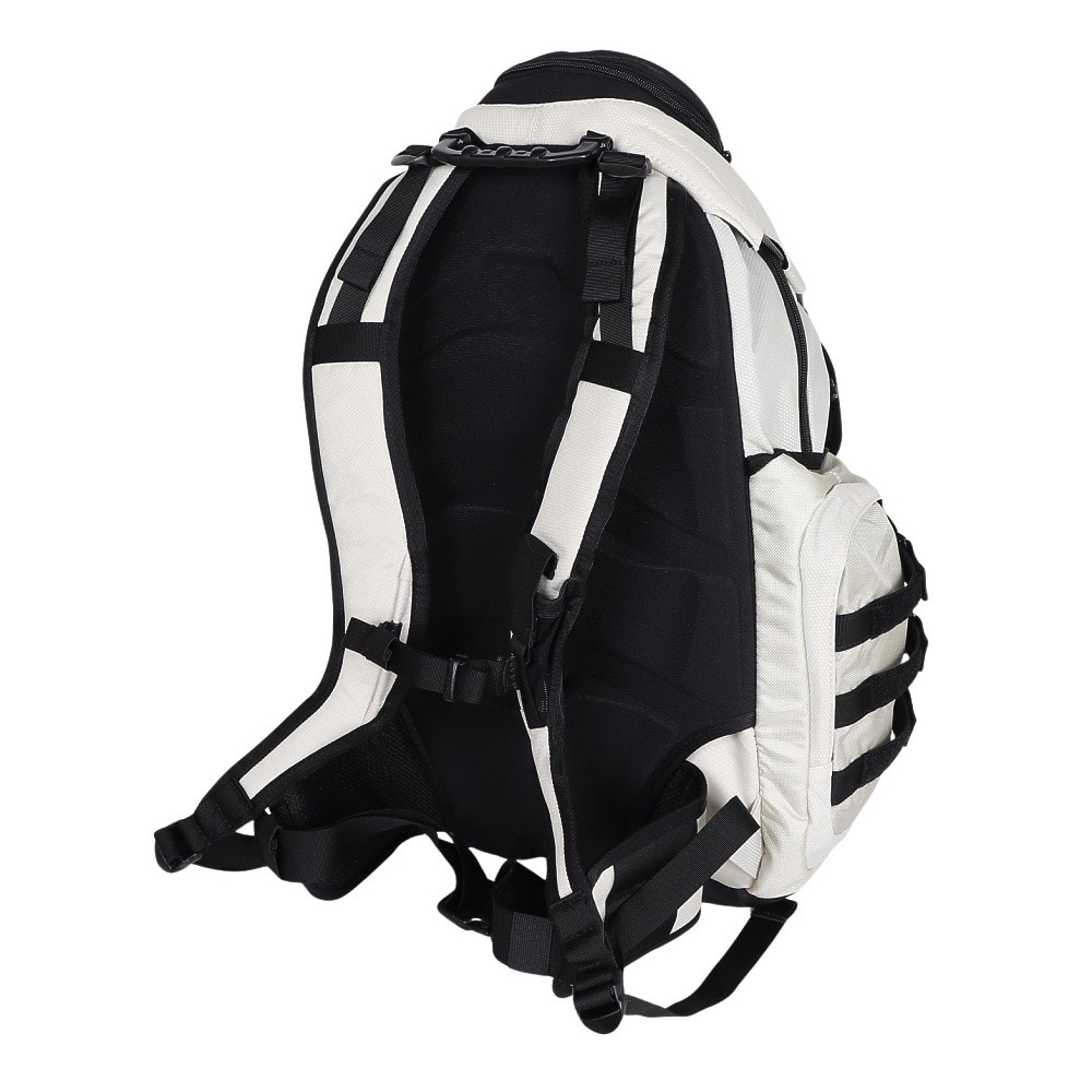 オークリー（OAKLEY）（メンズ、レディース）ディパック KITCHEN SINK 34L アイボリー 92060A-68S シューズバッグ PC収納 パソコン収納 普段使い カジュアル 