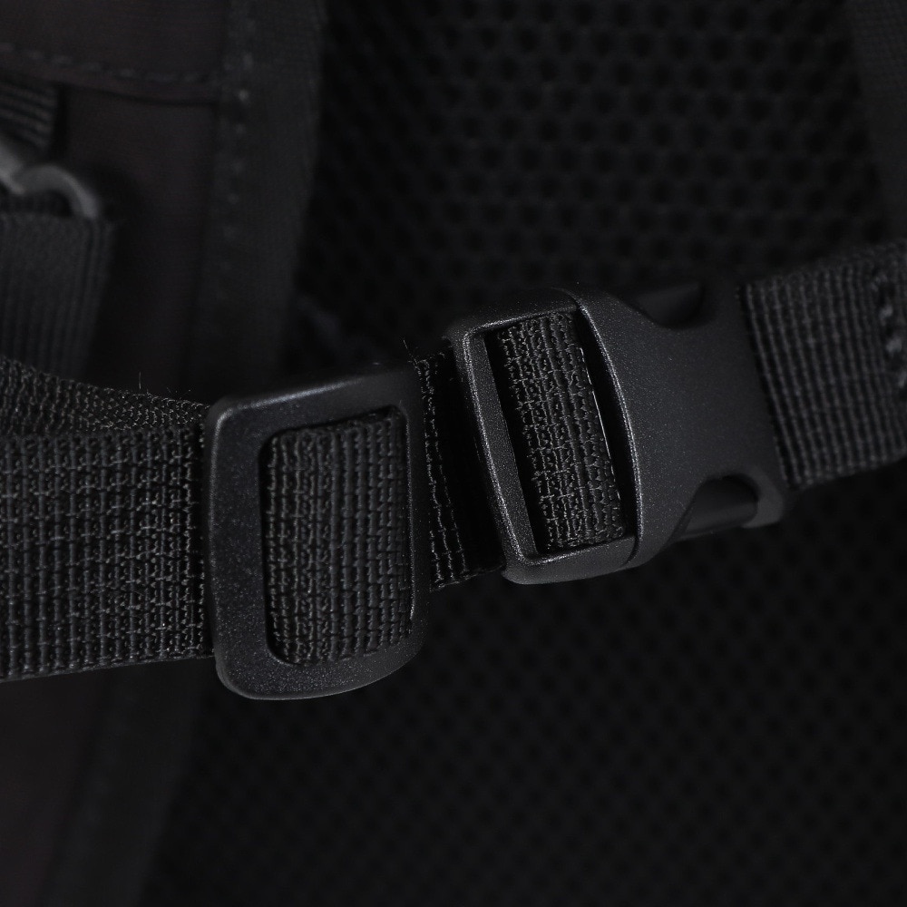 マキャベリック（MAKAVELIC）（メンズ）リュック アクティブ デイパック 黒 18-22L 312510105 BLK デイバッグ リュックサック 軽量 丈夫 防水 