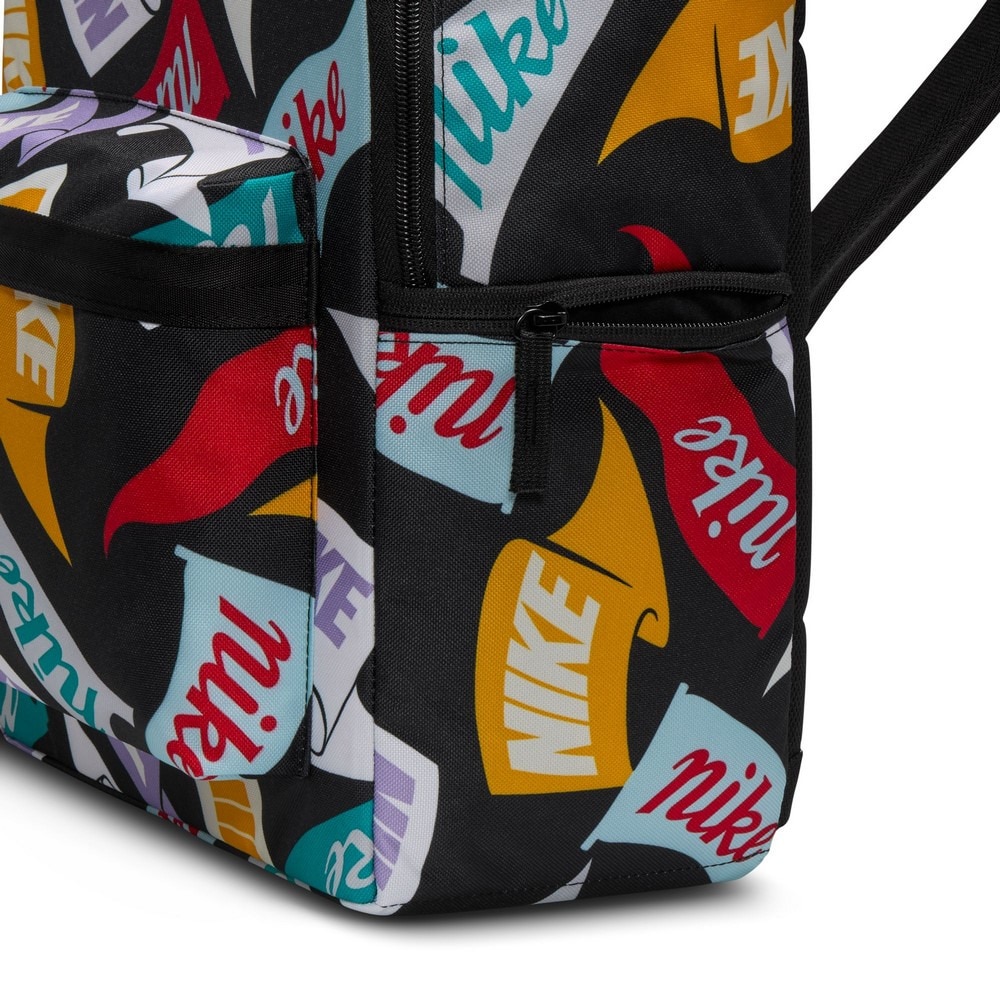 ナイキ（NIKE）（メンズ、レディース）リュック ヘリテージ バックパック PENANT TOS 黒 25L HJ8322-010 デイバッグ リュックサック