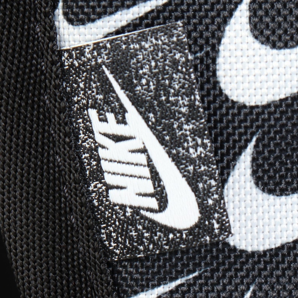 ナイキ（NIKE）（メンズ、レディース）リュック ヘリテージ バックパック SWSH GRID 黒 25L HM4414-010 デイバッグ リュックサック