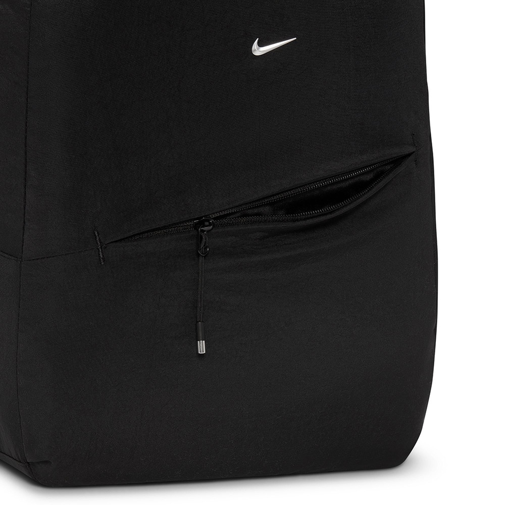 ナイキ（NIKE）（メンズ、レディース）オーラ バックパック HF7007-010