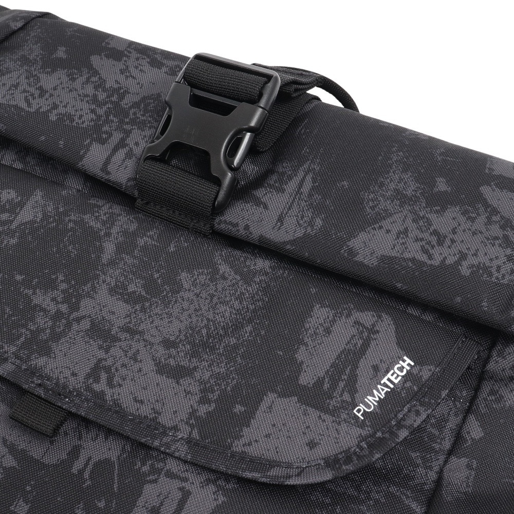 プーマ（PUMA）（メンズ、レディース）バック プーマテック AOP ロール トップ バックパック 黒 26L 09196501 ノートパソコン用ポケット ファッション