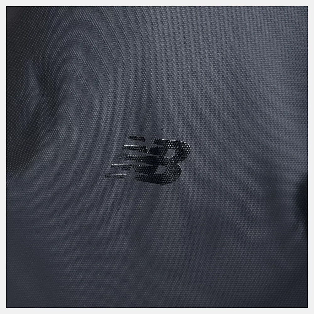 ニューバランス（new balance）（メンズ、レディース）リュック スマートスタイルバックパック 黒 LAB55625BK 軽量 撥水 A4 パソコン 収納 リュックサック