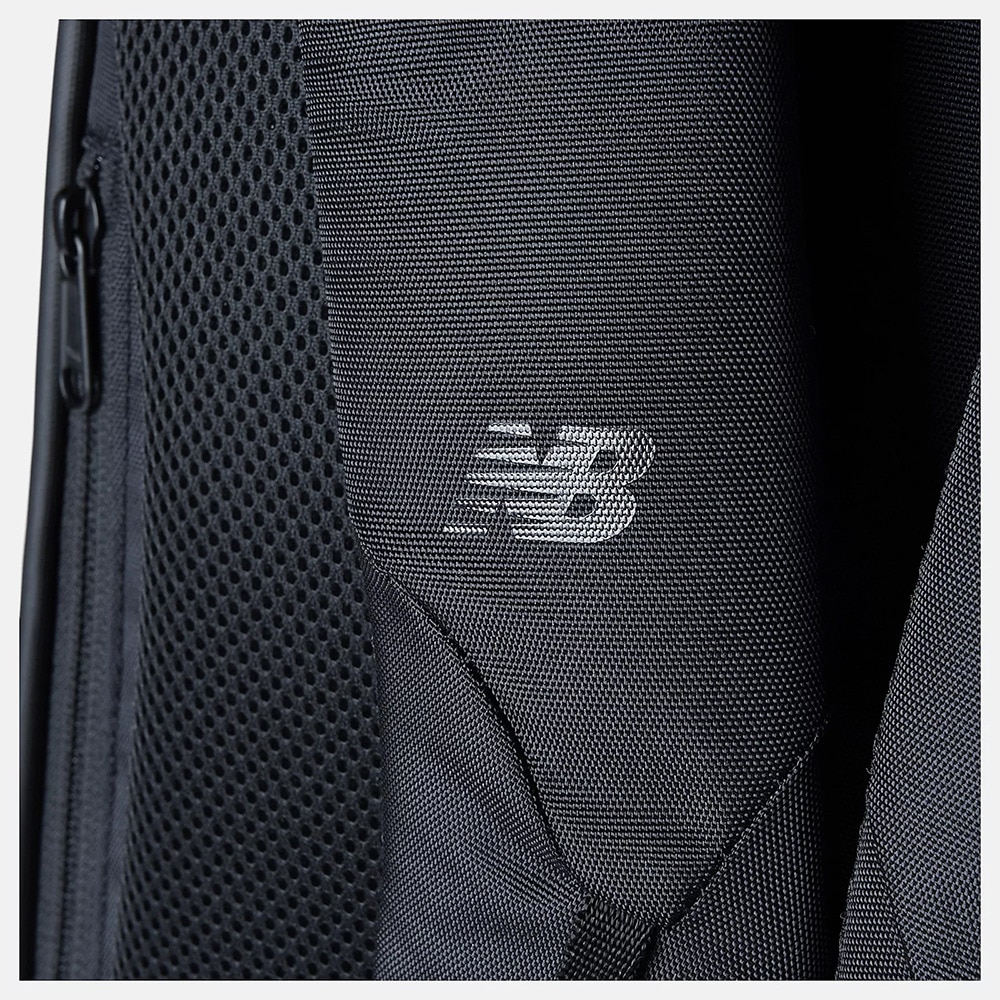 ニューバランス（new balance）（メンズ、レディース）リュック スマートスタイルバックパック 黒 LAB55625BK 軽量 撥水 A4 パソコン 収納 リュックサック