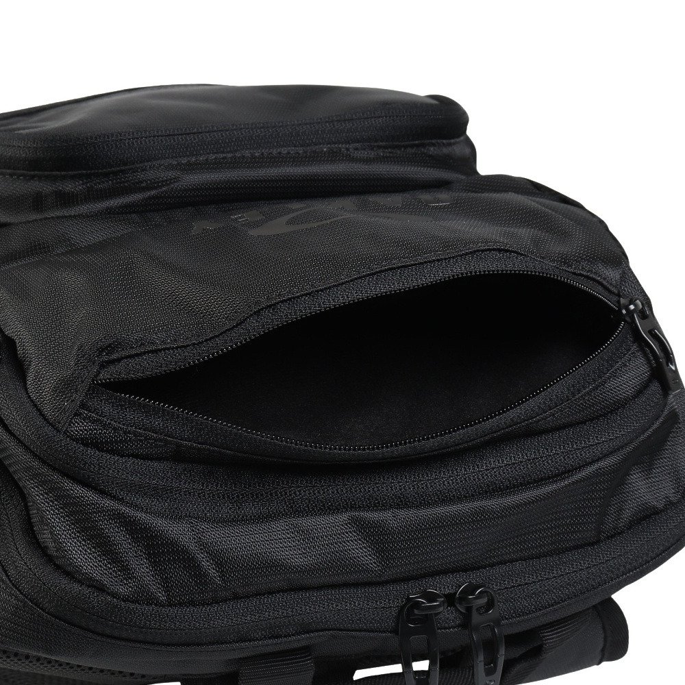 オークリー（OAKLEY）（メンズ、レディース）バックパック Essential