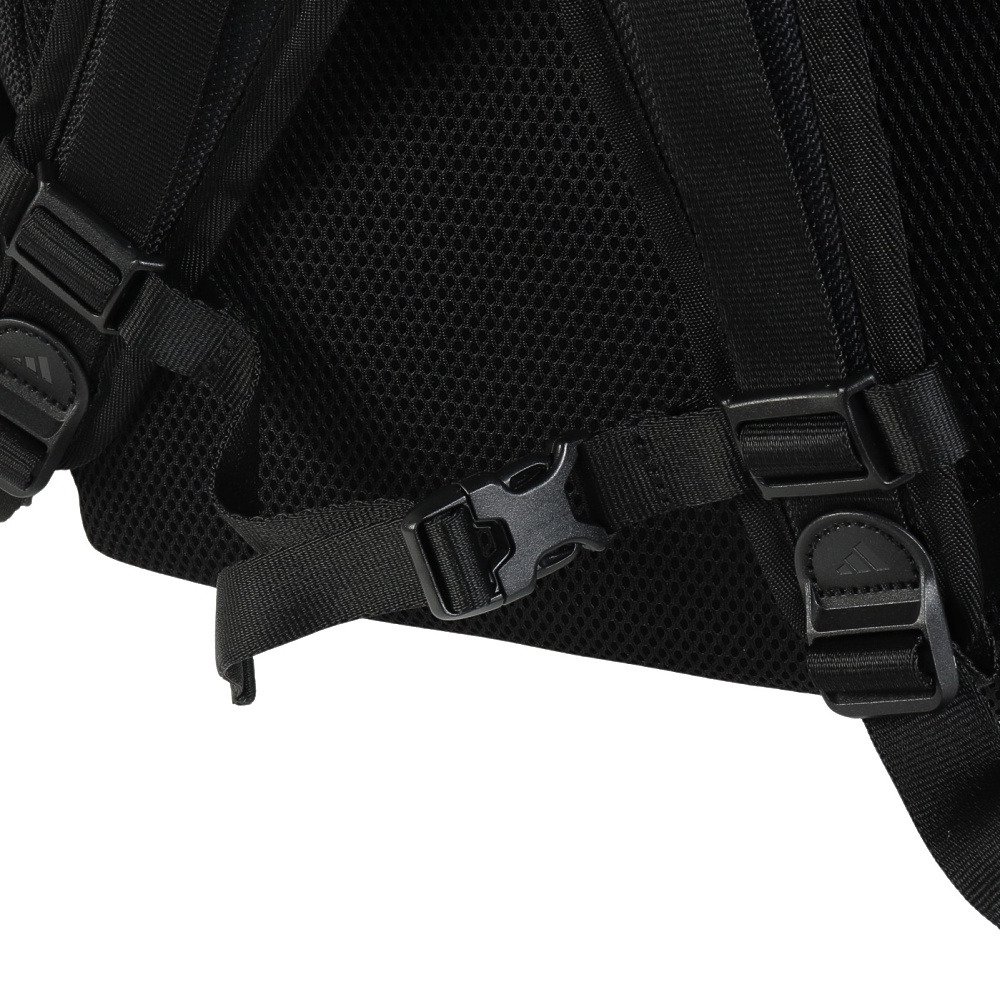 アディダス（adidas）（メンズ、レディース）リュック イーピーエス バックパック 黒 40L HQ270-KU9913 デイバッグ リュックサック 大容量 