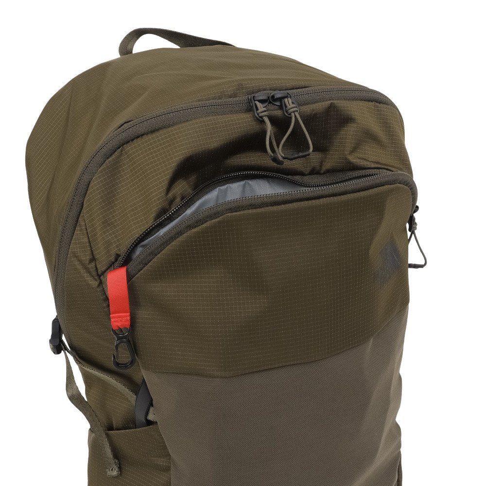 リュック ヘイジーデイパック カーキ 22L NM82455 CS デイバッグ バックパック 軽量 8