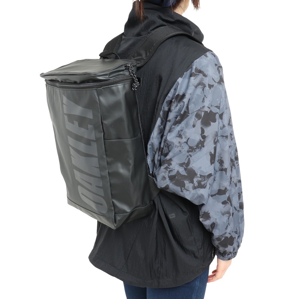 オークリー（OAKLEY）（メンズ、レディース、キッズ）ESSENTIAL DAY PACK S YTR FOS901424-02E リュック 15L