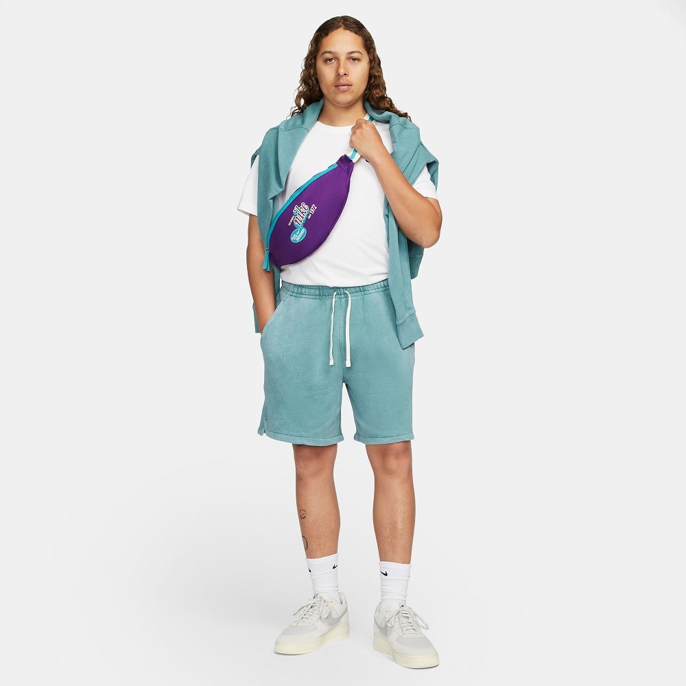 ナイキ（NIKE）（メンズ、レディース）ウエストポーチ ヘリテージ ファニーパック 3L FB2848-507