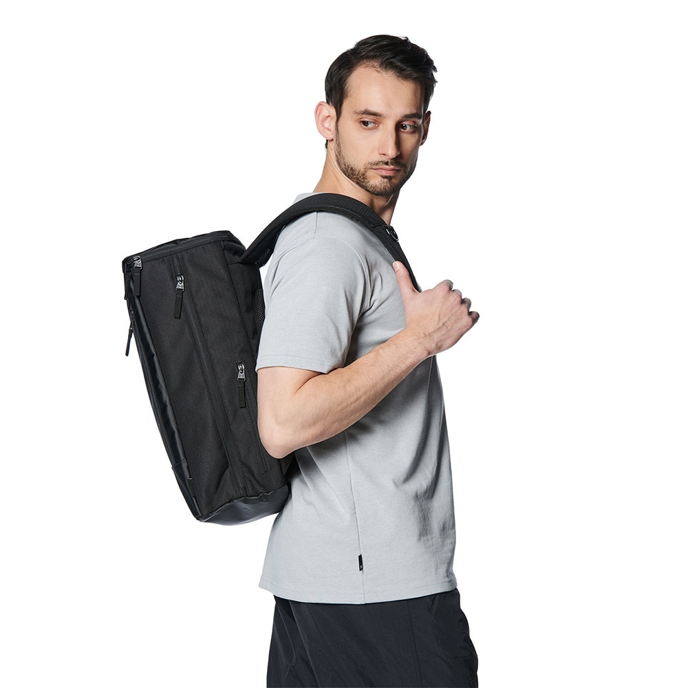 アンダーアーマー（UNDER ARMOUR）（メンズ、レディース）クール ターポリン バックパック4.0 27L 黒 1384756 001