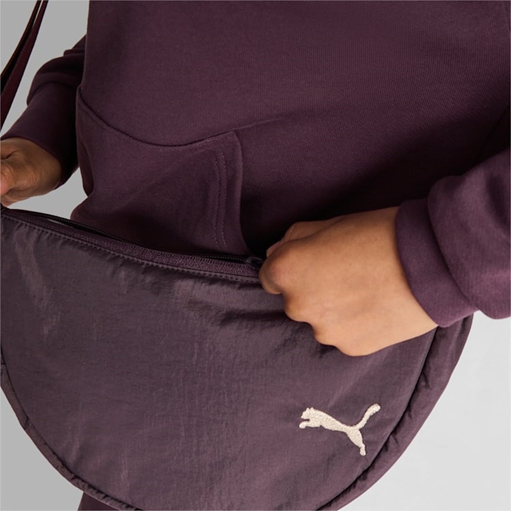 プーマ（PUMA）（レディース）HER オーバーサイズ ウェストバッグ 09093605 エンジ色 ボディバック 