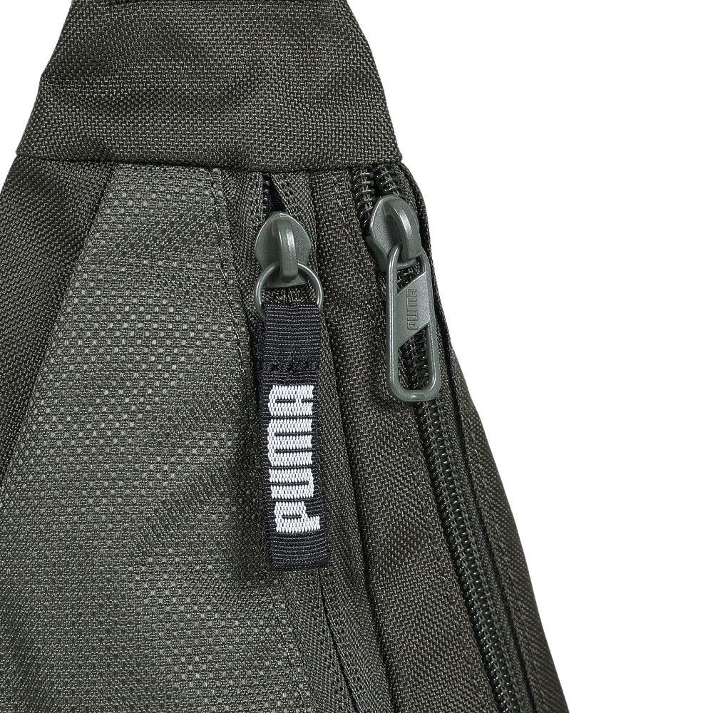 プーマ（PUMA）（メンズ、レディース）DECKSLING バッグ EC09070503 軽量 カーキ