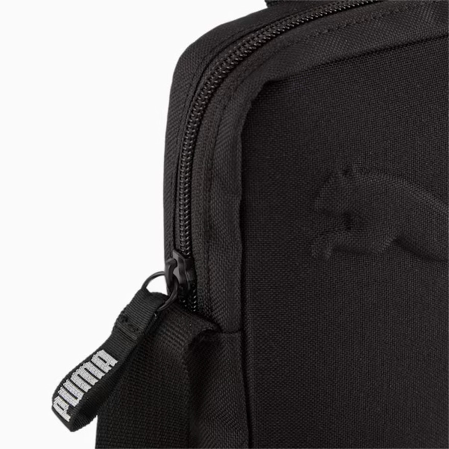 プーマ（PUMA）（メンズ、レディース）バズ ポータブルバッグ 0.8L EC09095901 ショルダーバッグ ブラック
