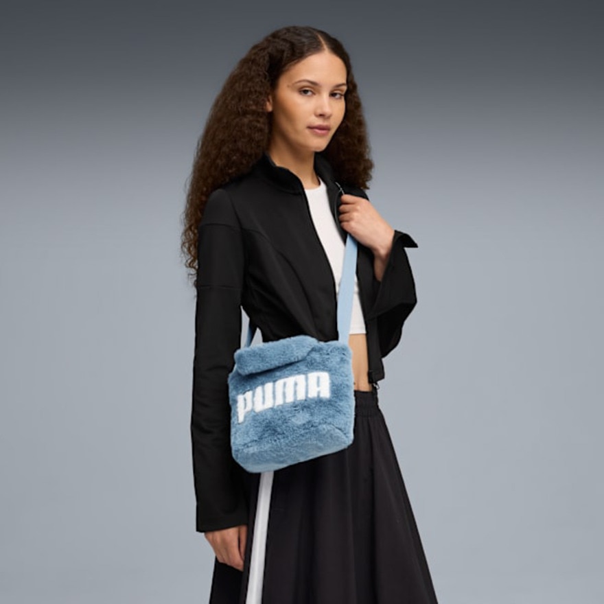 プーマ（PUMA）（レディース、キッズ）バック UP FAUX ファー ミニ