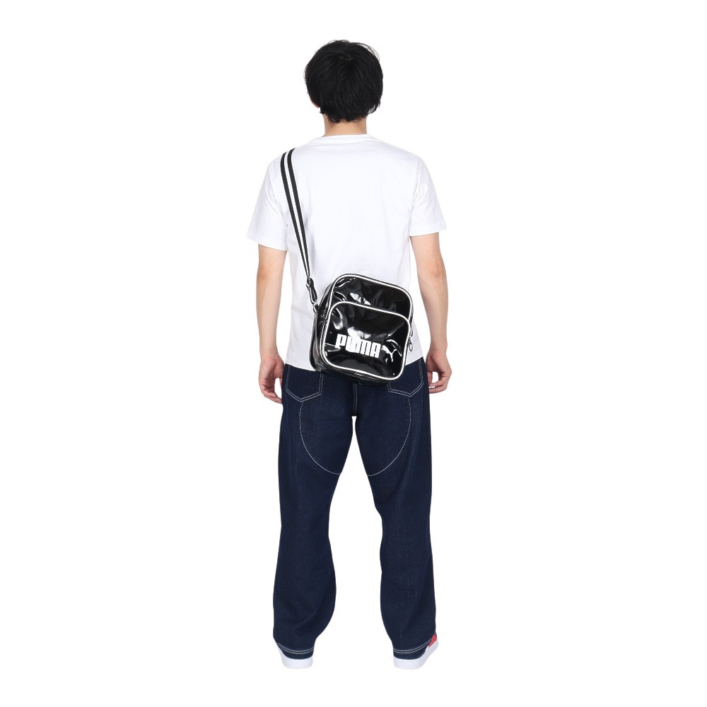 プーマ（PUMA）（メンズ、レディース、キッズ）ショルダーバッグ CLASSICS ポータブル エナメルショルダーバッグ 12L 黒 09106201 肩掛け ショルダー 通学