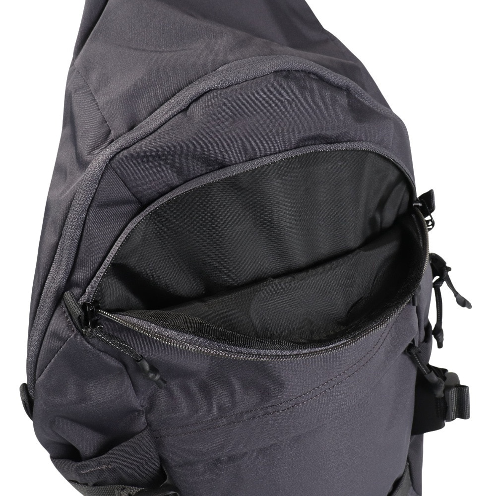 オークリー（OAKLEY）（メンズ）Essential ショルダーバッグ 8.0