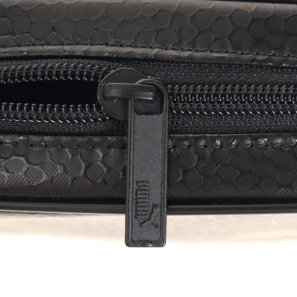 プーマの　バックと　財布