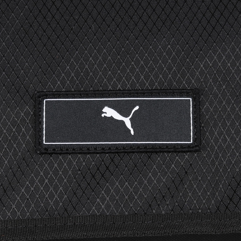 プーマ（PUMA）（メンズ、レディース）バック デック メッセンジャーバッグ 黒 6L 09187101 斜め掛け クロスバッグ ボディバッグ 軽量 パソコン収納