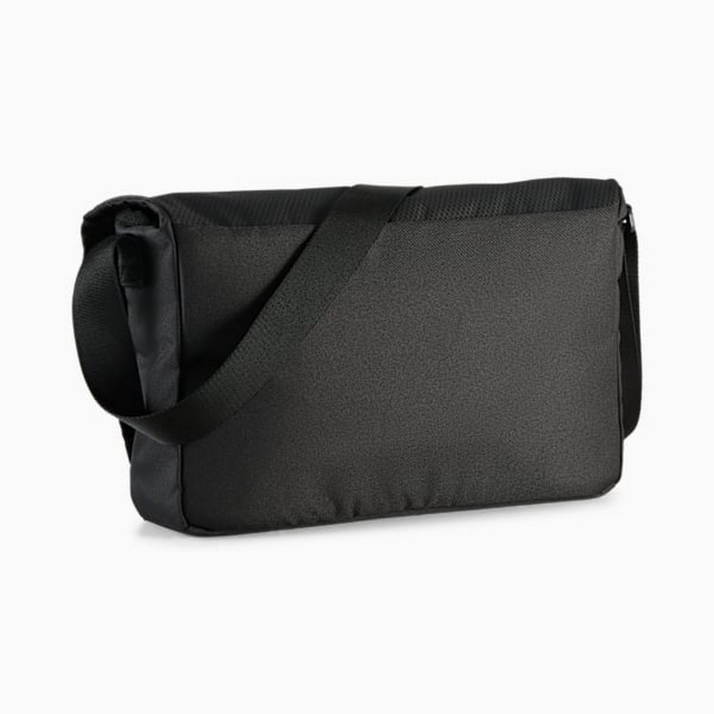 プーマ（PUMA）（メンズ、レディース）バック デック メッセンジャーバッグ 黒 6L 09187101 斜め掛け クロスバッグ ボディバッグ 軽量 パソコン収納