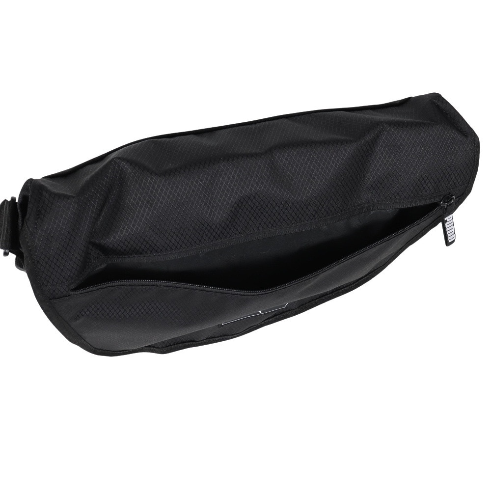 プーマ（PUMA）（メンズ、レディース）バック デック メッセンジャーバッグ 黒 6L 09187101 斜め掛け クロスバッグ ボディバッグ 軽量 パソコン収納