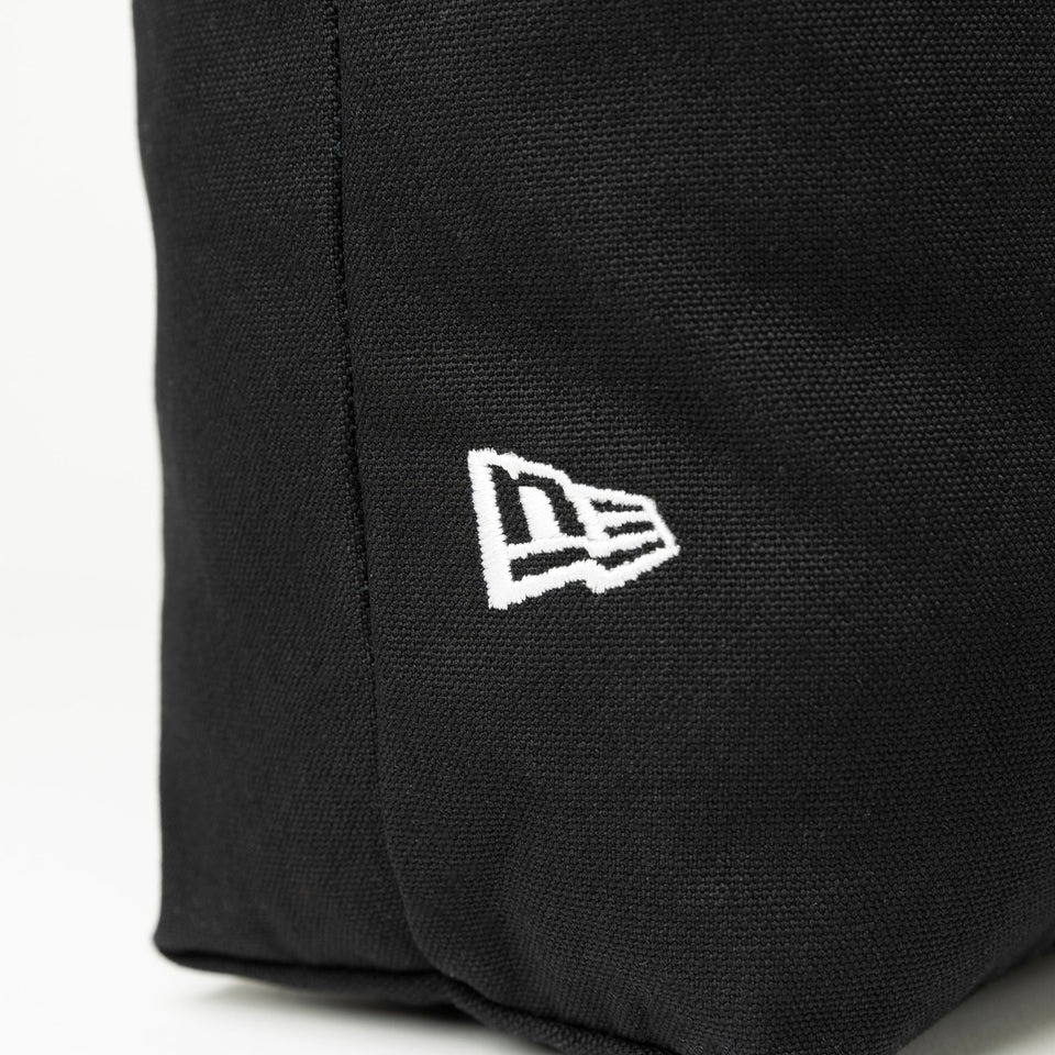 ニューエラ（NEW ERA）（メンズ、レディース）バック ライトトートバッグ 14L フラッグロゴ 黒 ブラック 14521354 シンプルカジュアル