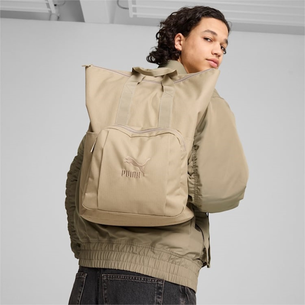 プーマ（PUMA）（メンズ、レディース）クラシックアーカイブ トート バックパック 09057405 20L 2WAY ベージュ